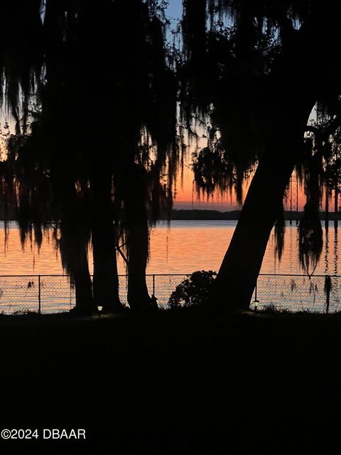 A home in East Palatka