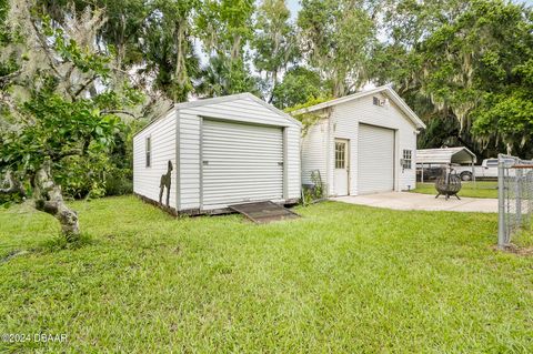 A home in East Palatka