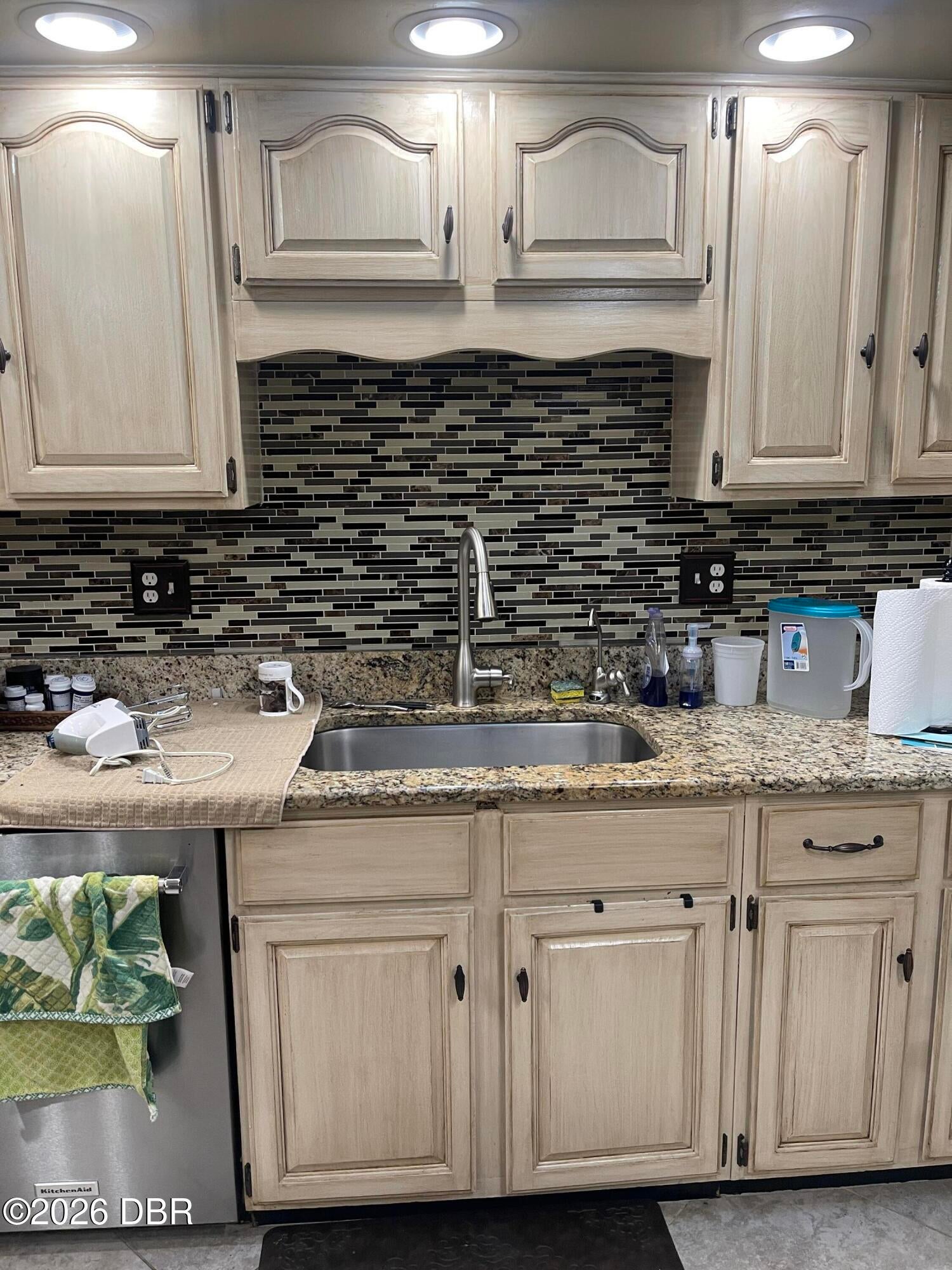 176 Deer Lake Circle