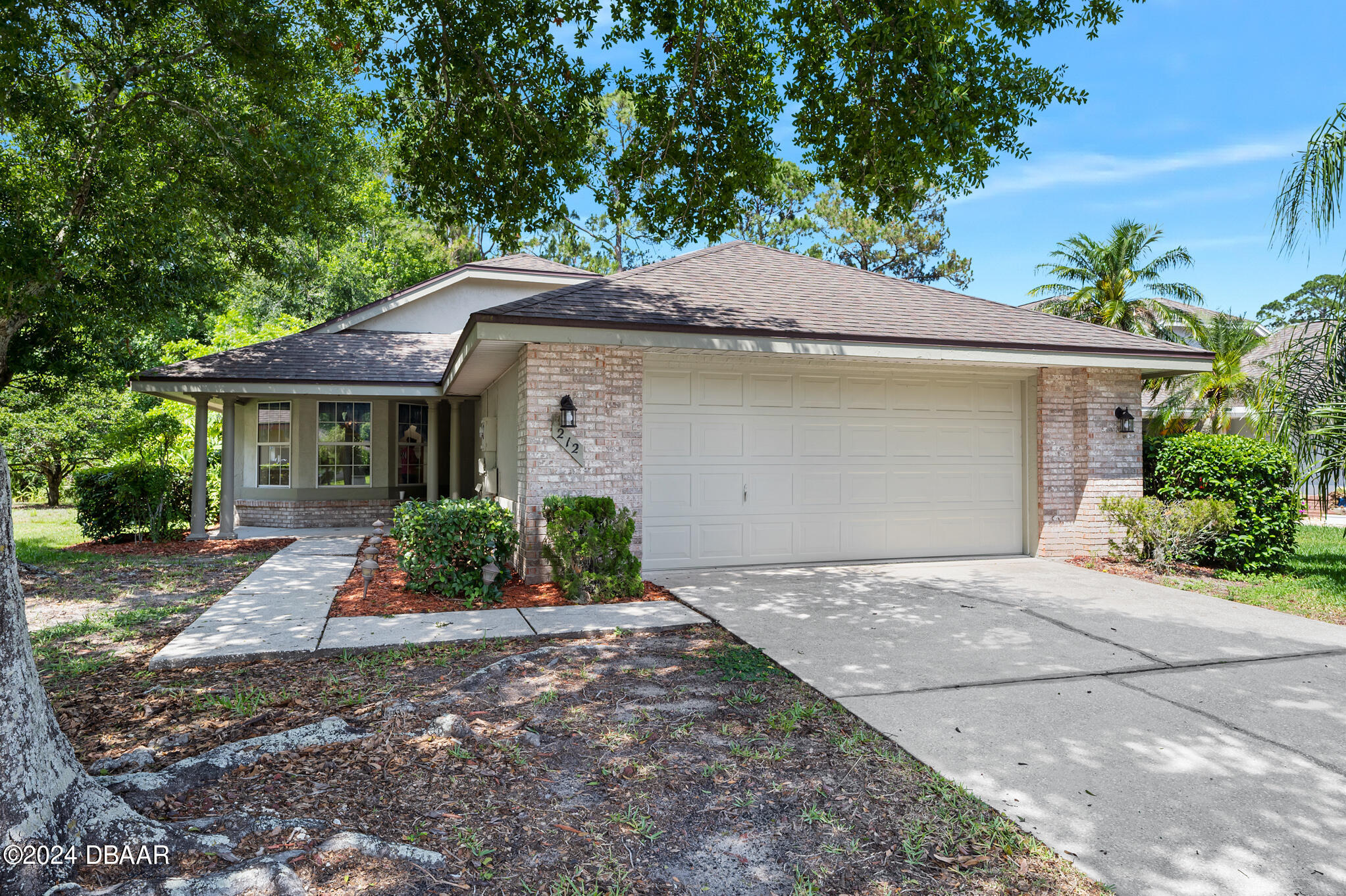 212 Glenbriar Circle