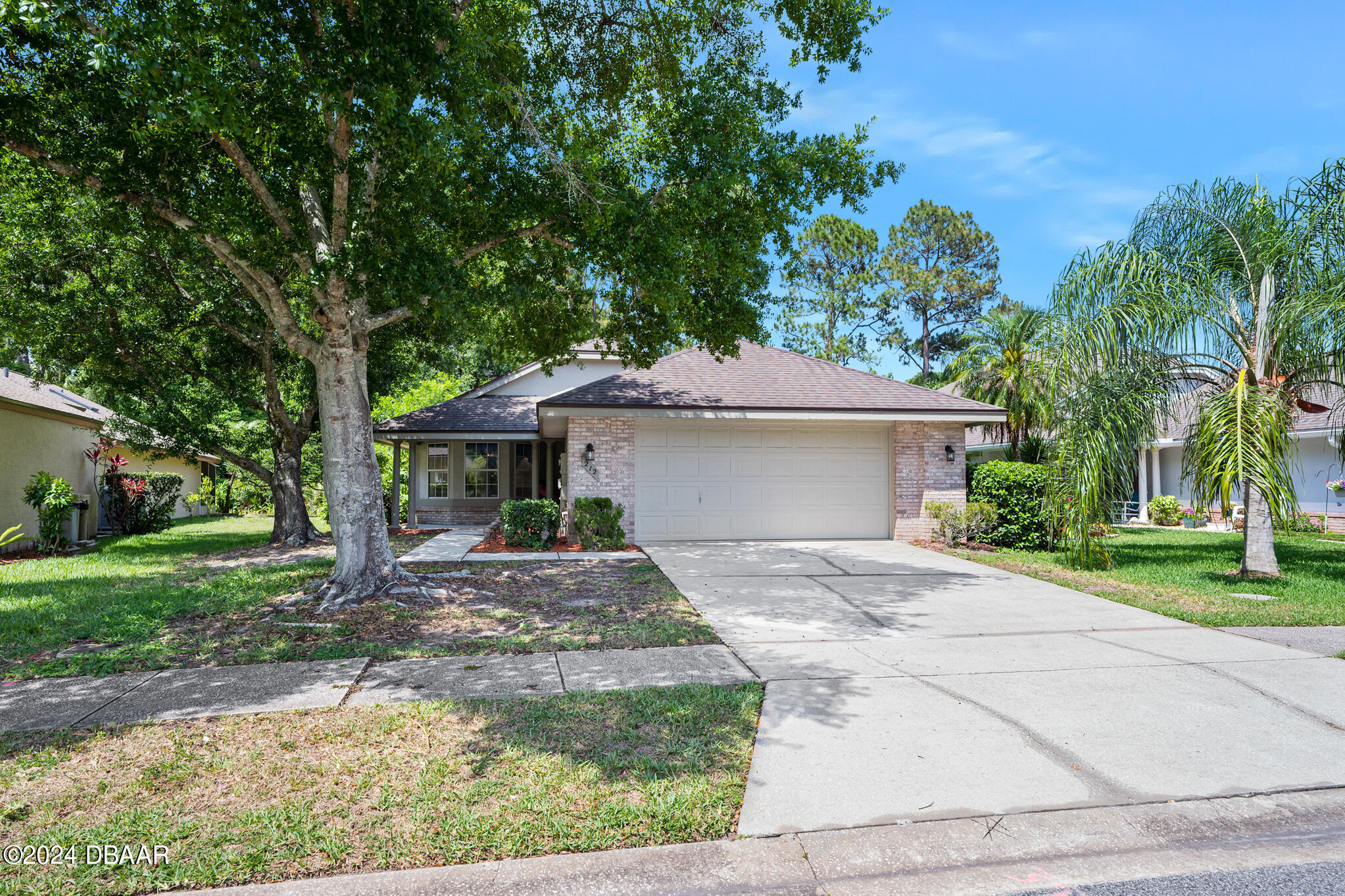 212 Glenbriar Circle