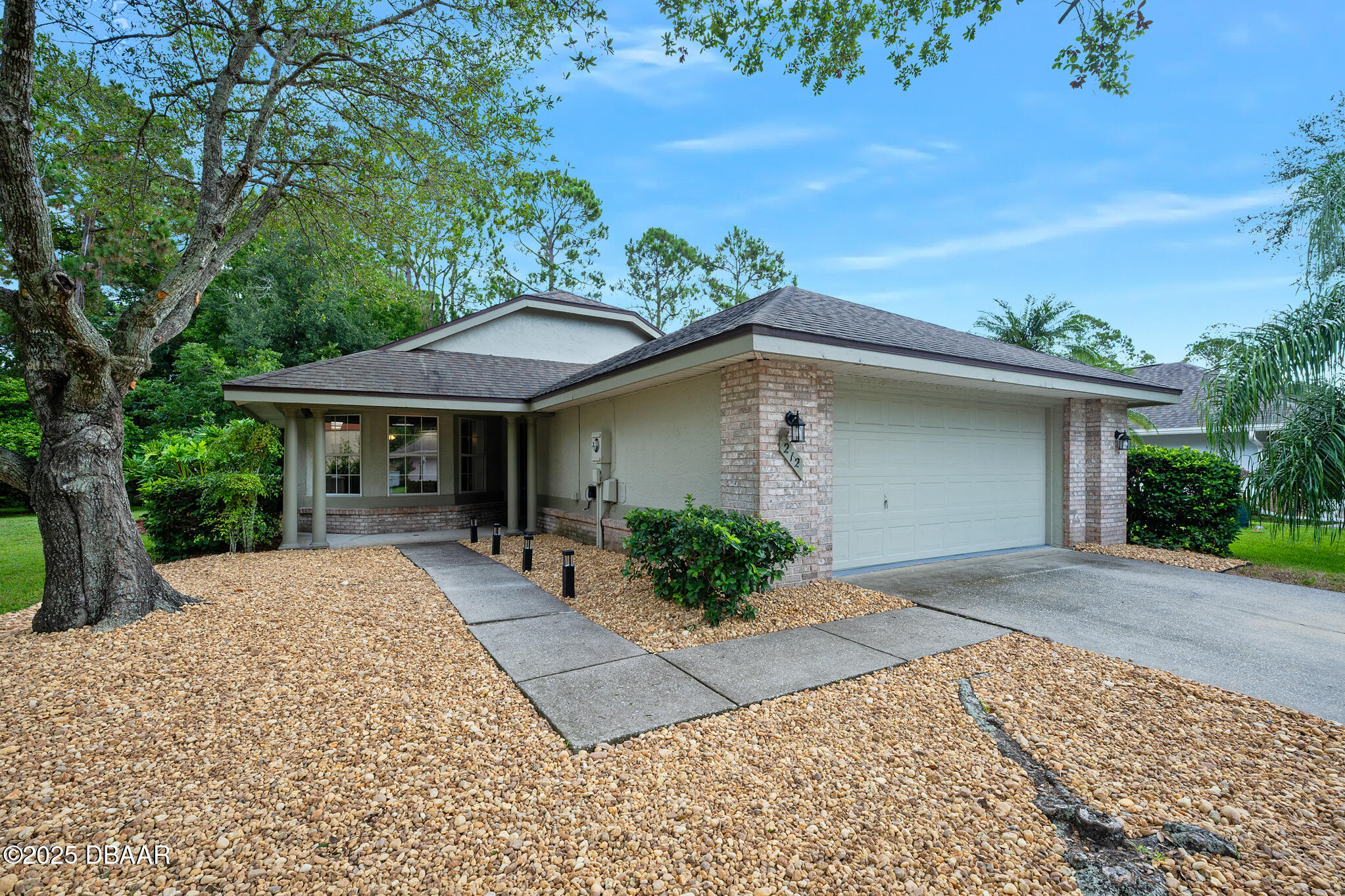 212 Glenbriar Circle