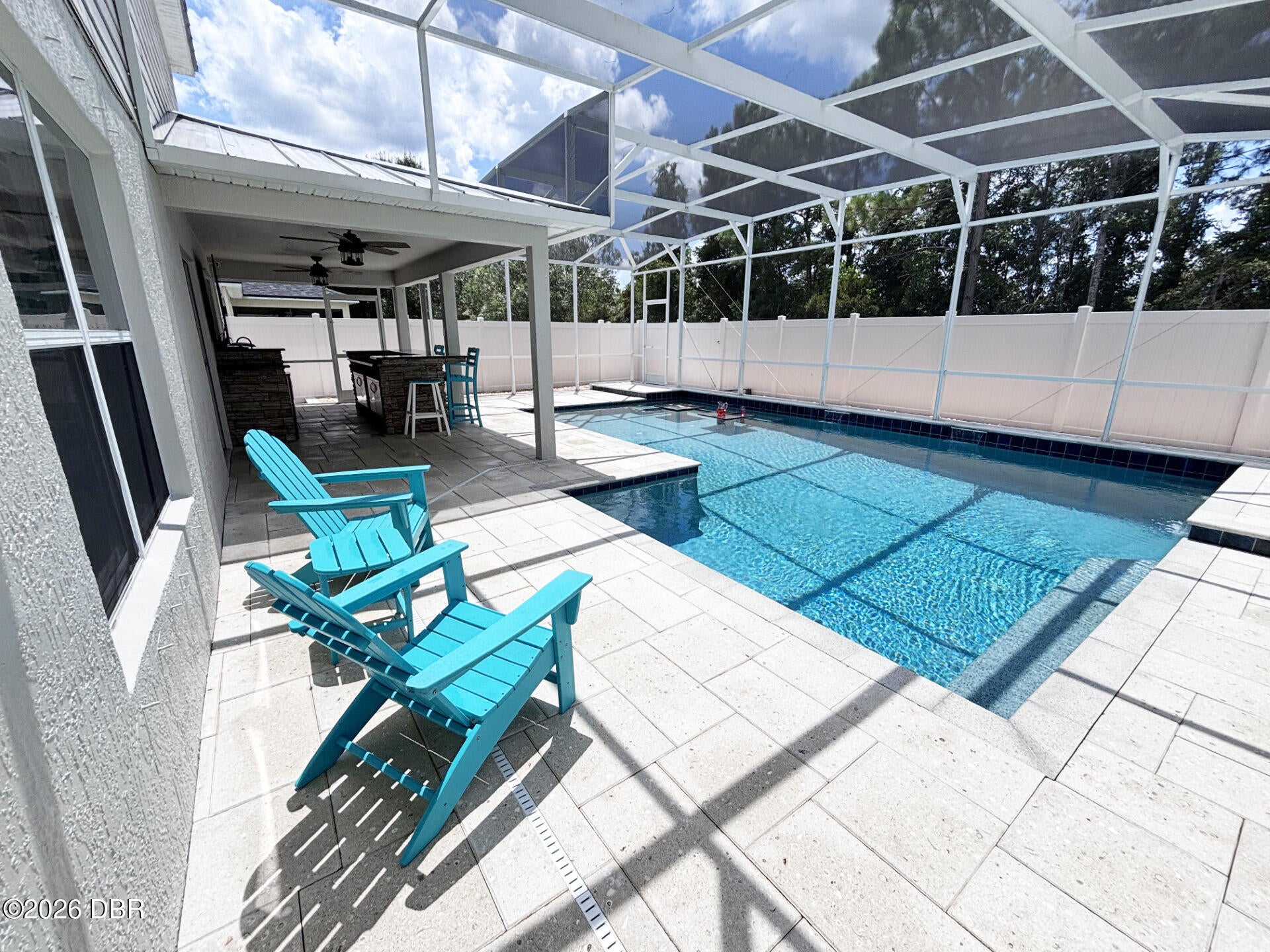 552 Aeolian Drive