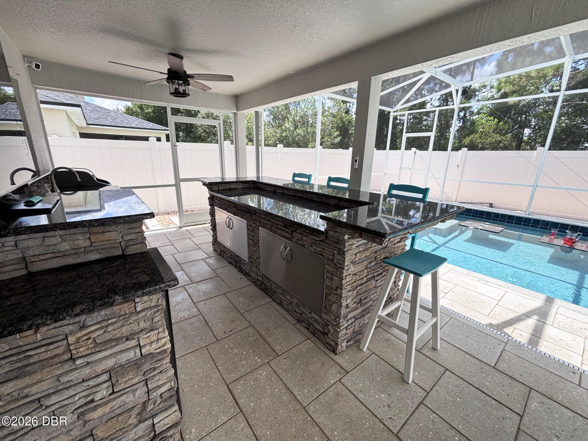 552 Aeolian Drive