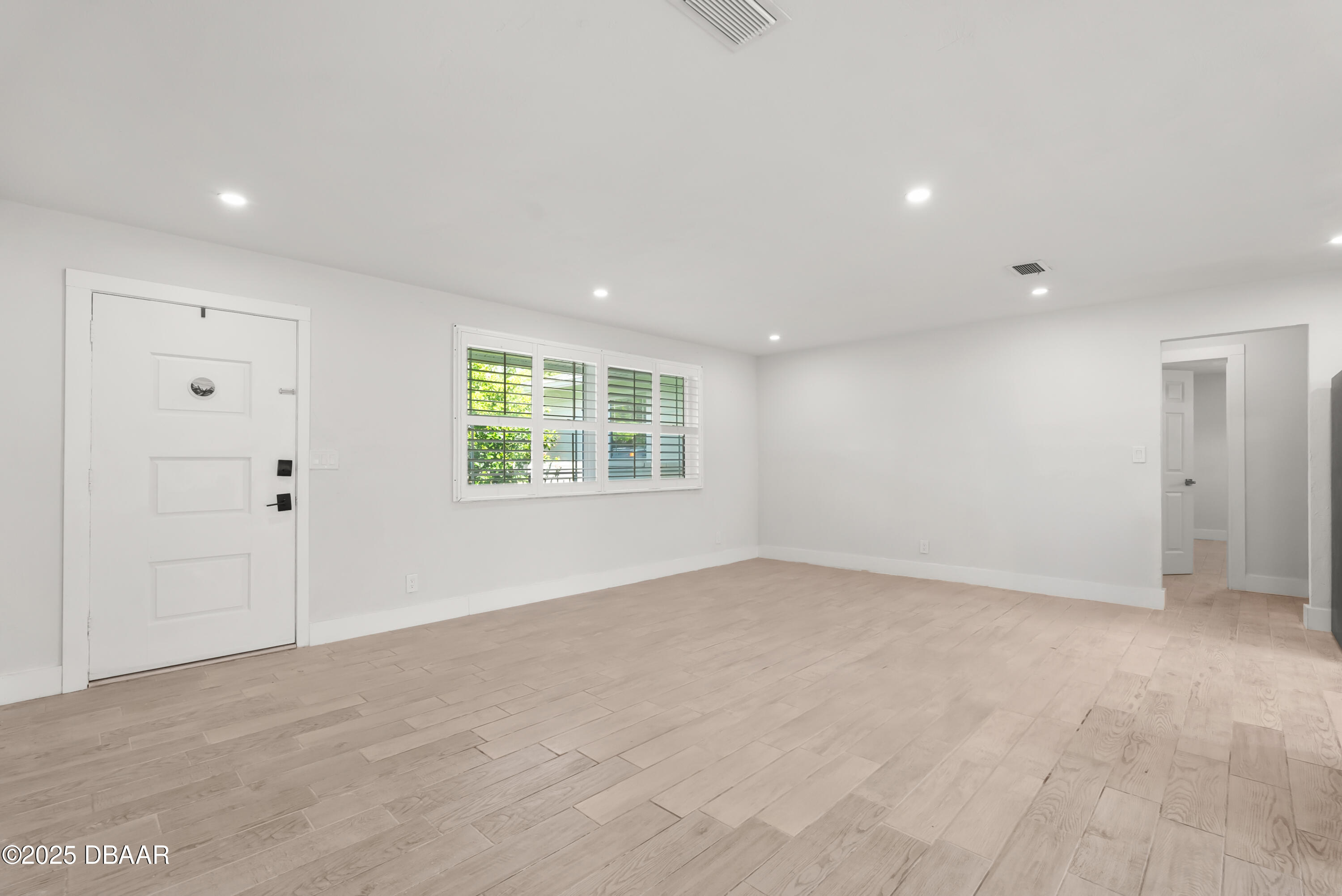 2061 Oriole Lane