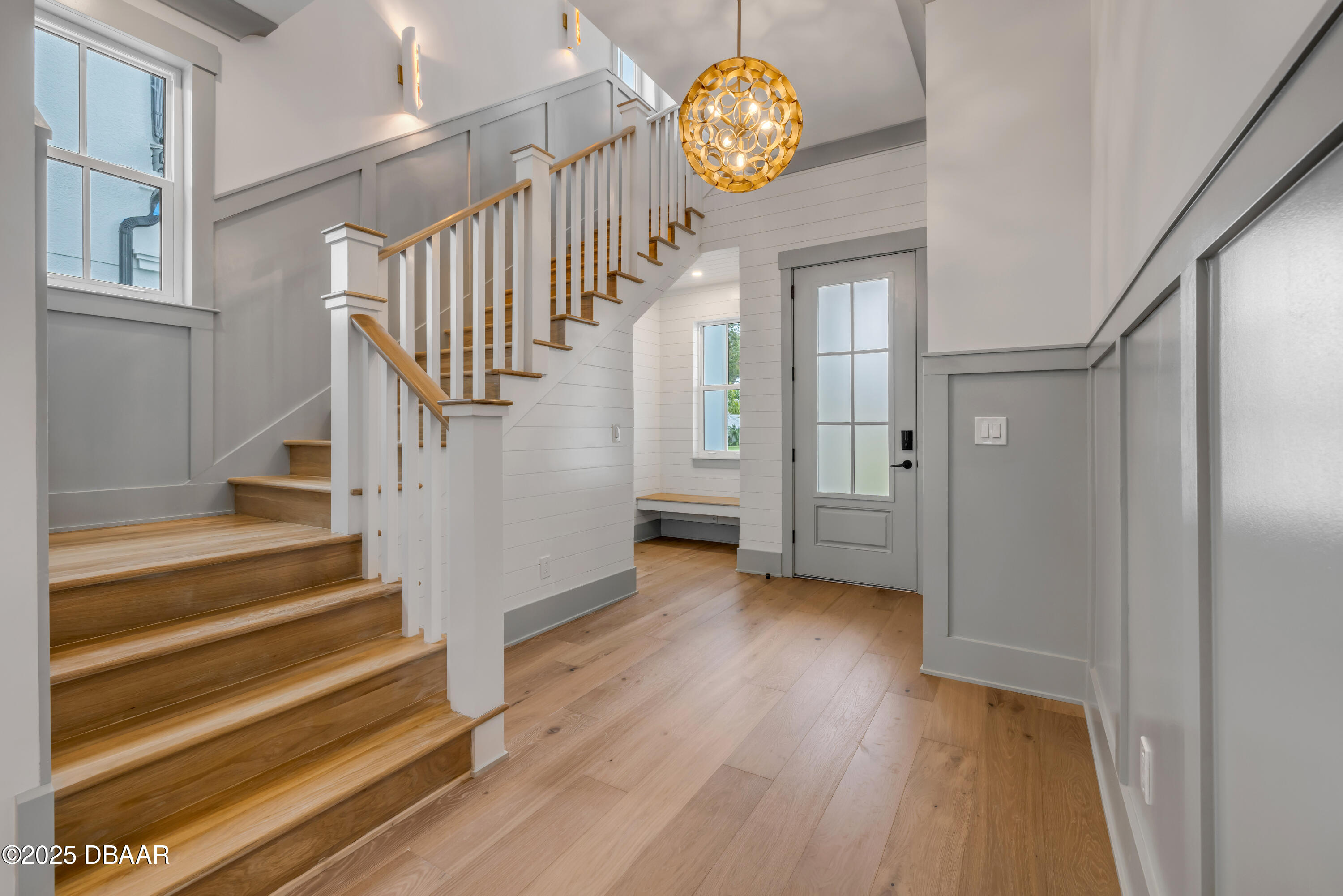 606 Yupon Avenue