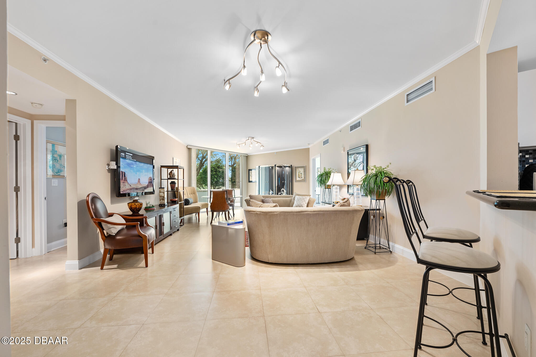 231 Riverside Drive 103