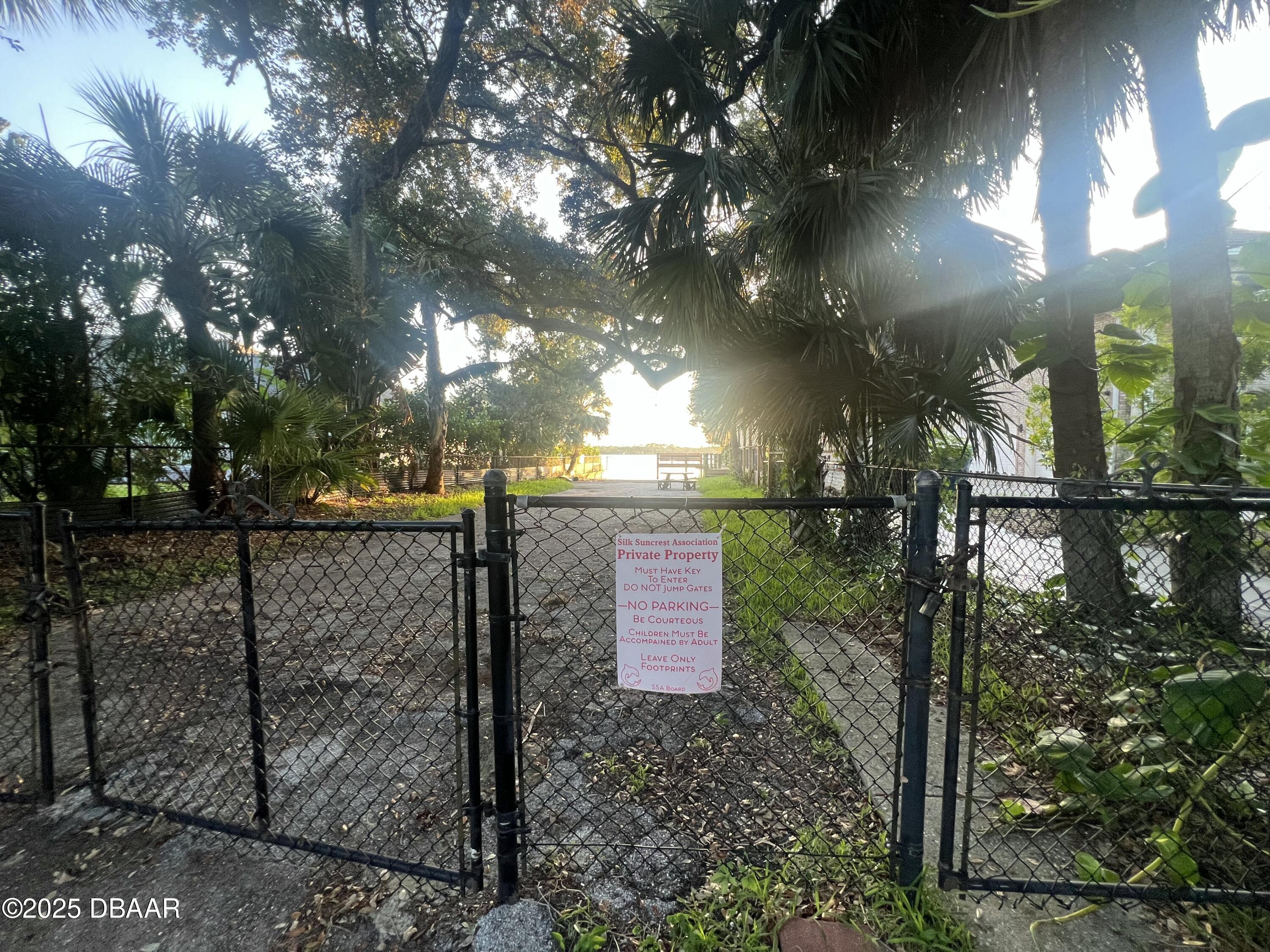40 Silk Oaks Drive