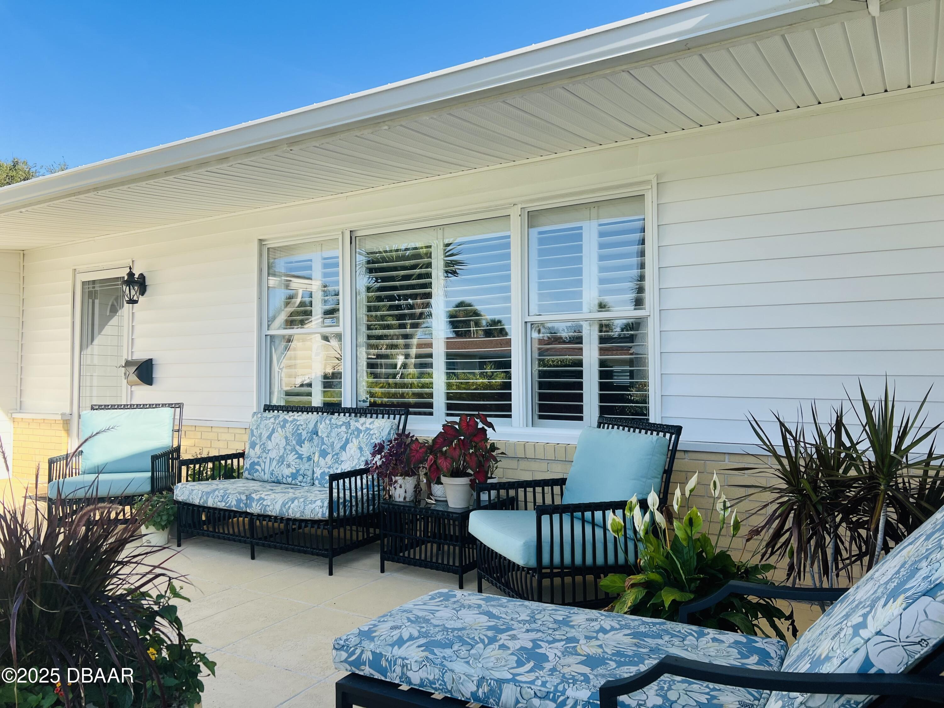 40 Silk Oaks Drive