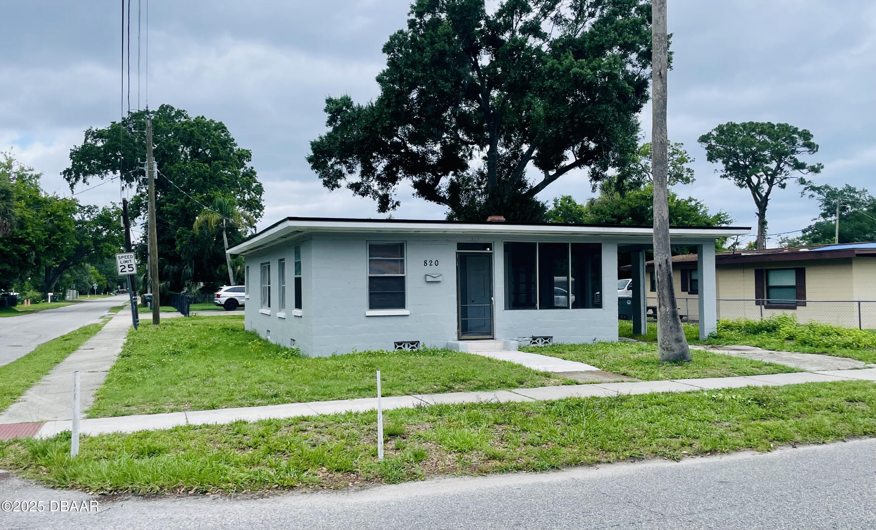 820 Maley Street