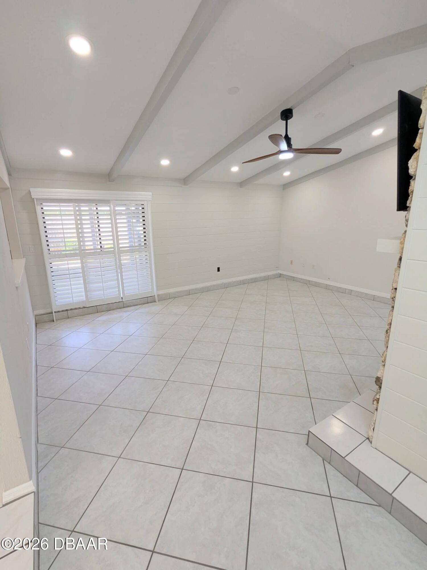 945 Bramble Bush Circle W