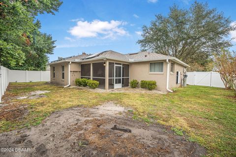 A home in DeLand