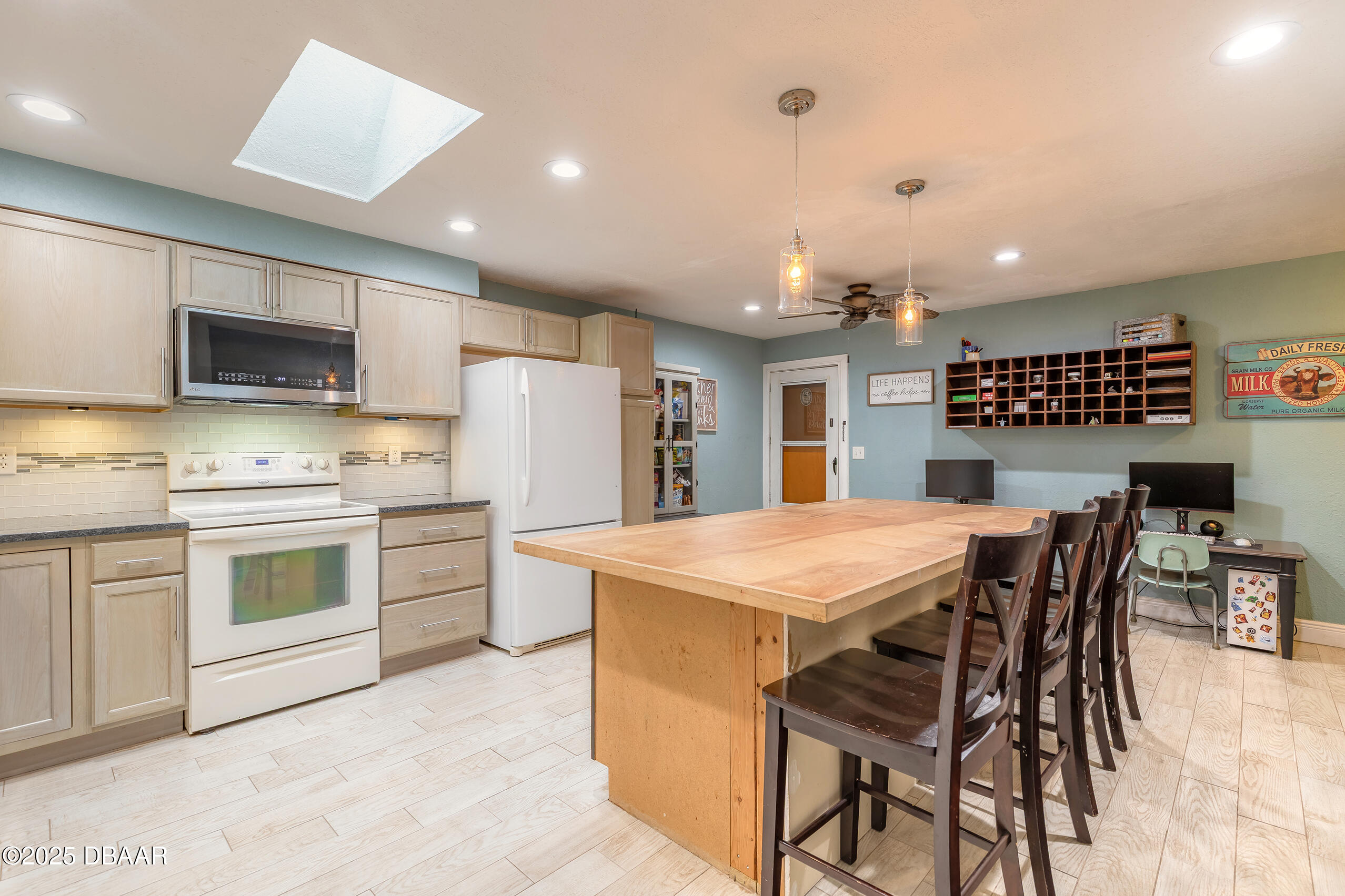 2 Alicen Court