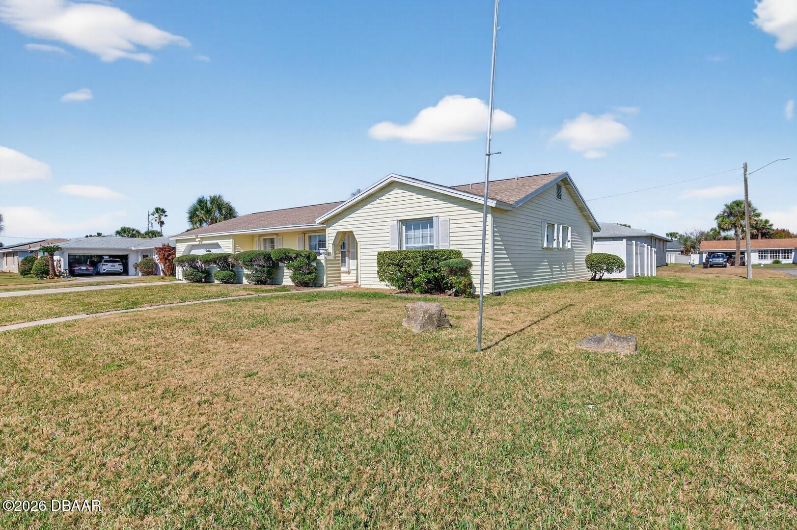 227 S Wedgewood Circle S