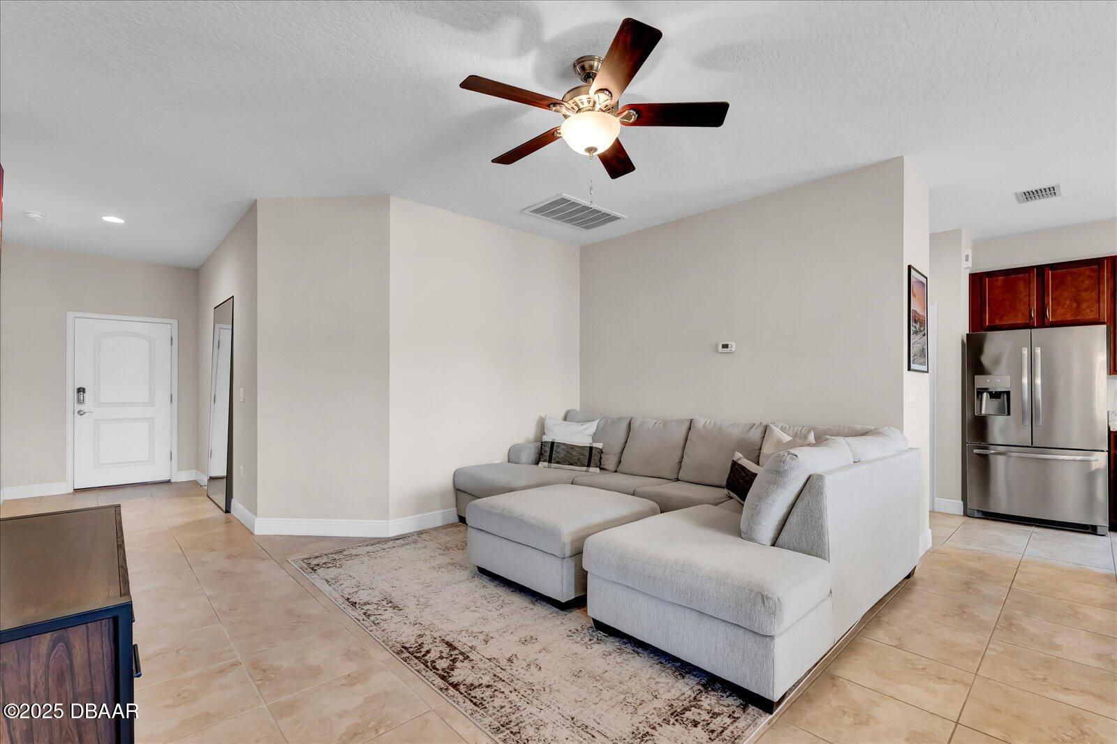 Port Orange, Florida 32128, United States, 3 Bedrooms Bedrooms, ,2 BathroomsBathrooms,Residential,Active,100757