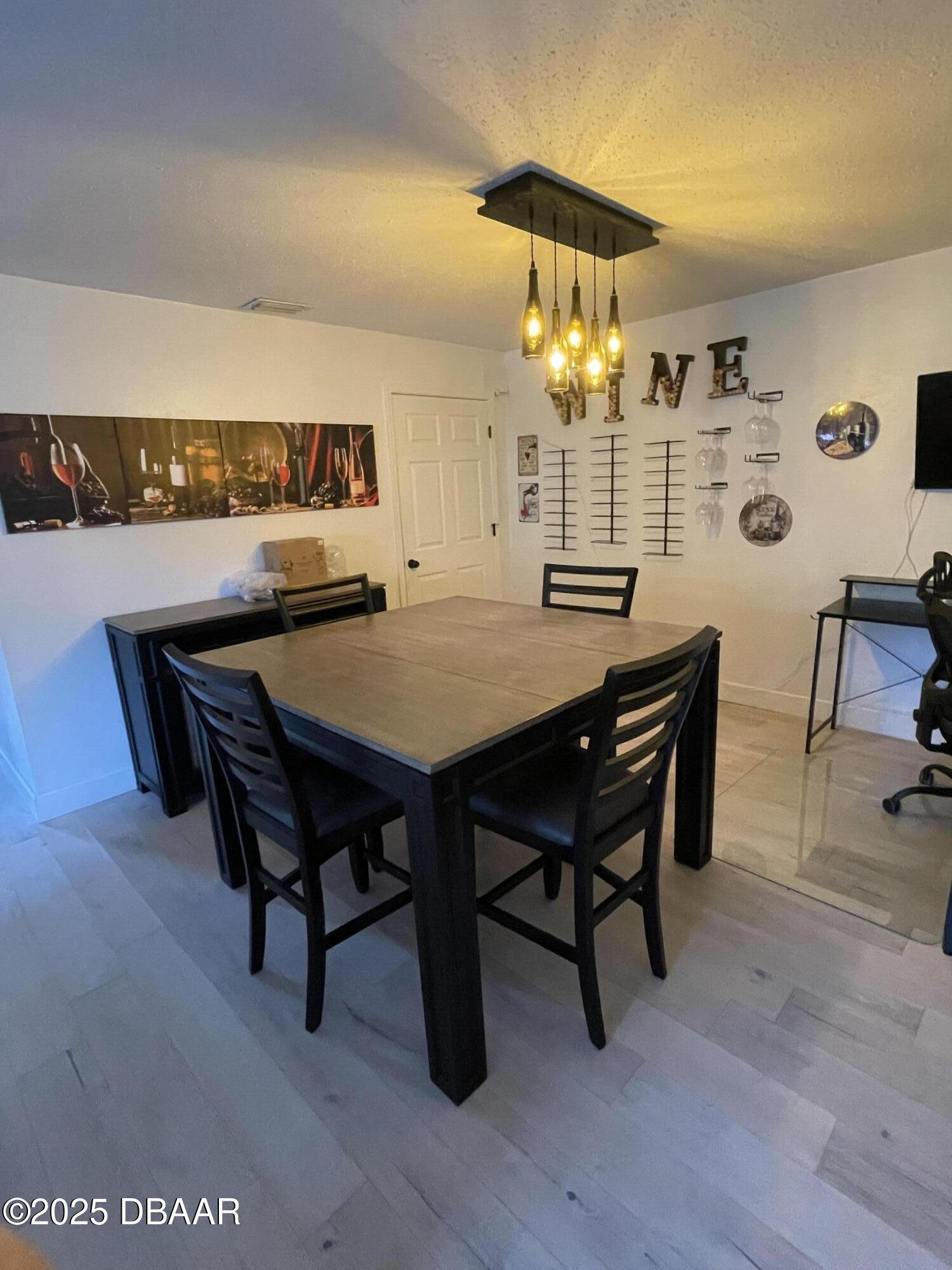 901 Stonybrook Circle