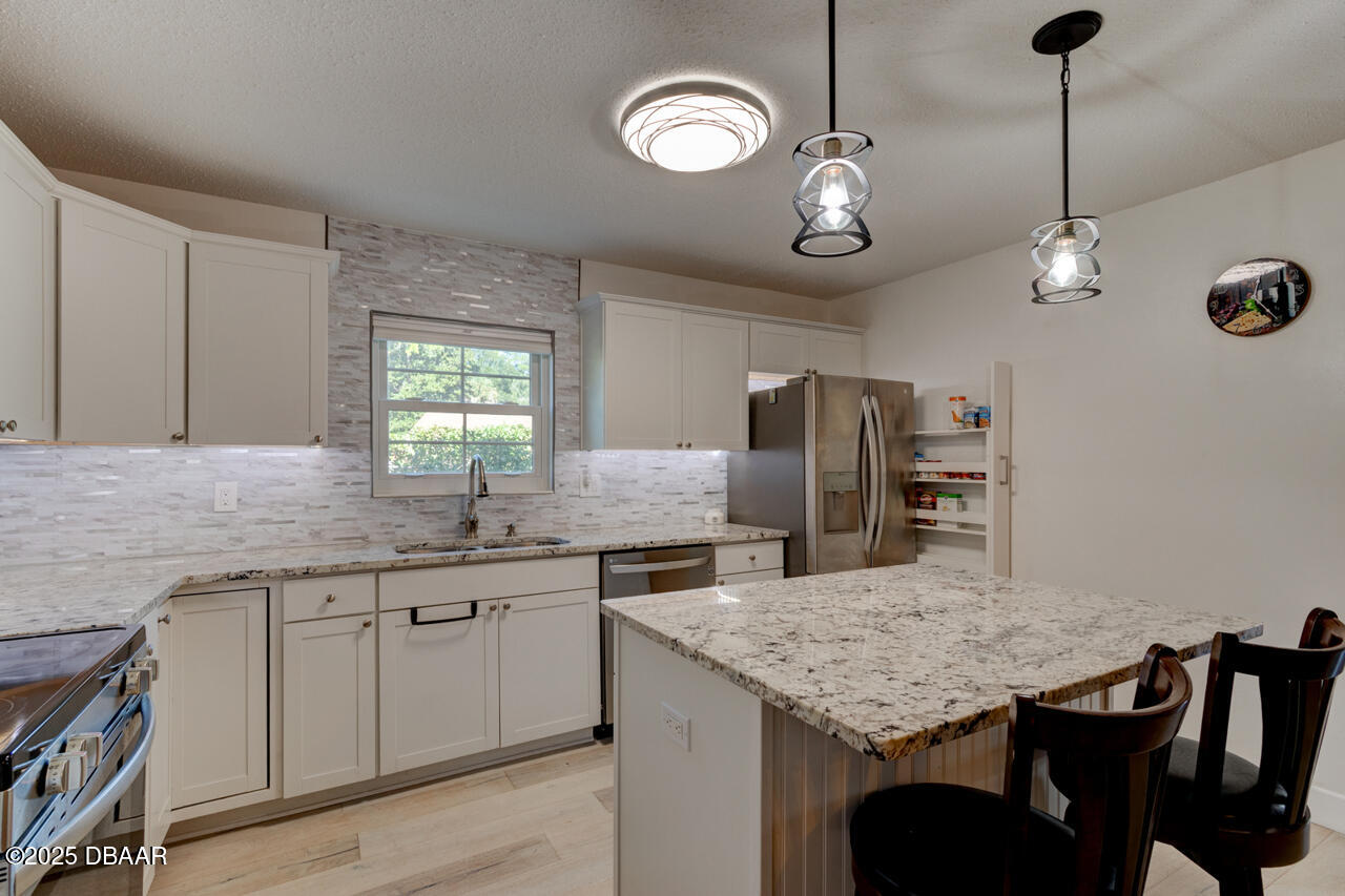 901 Stonybrook Circle