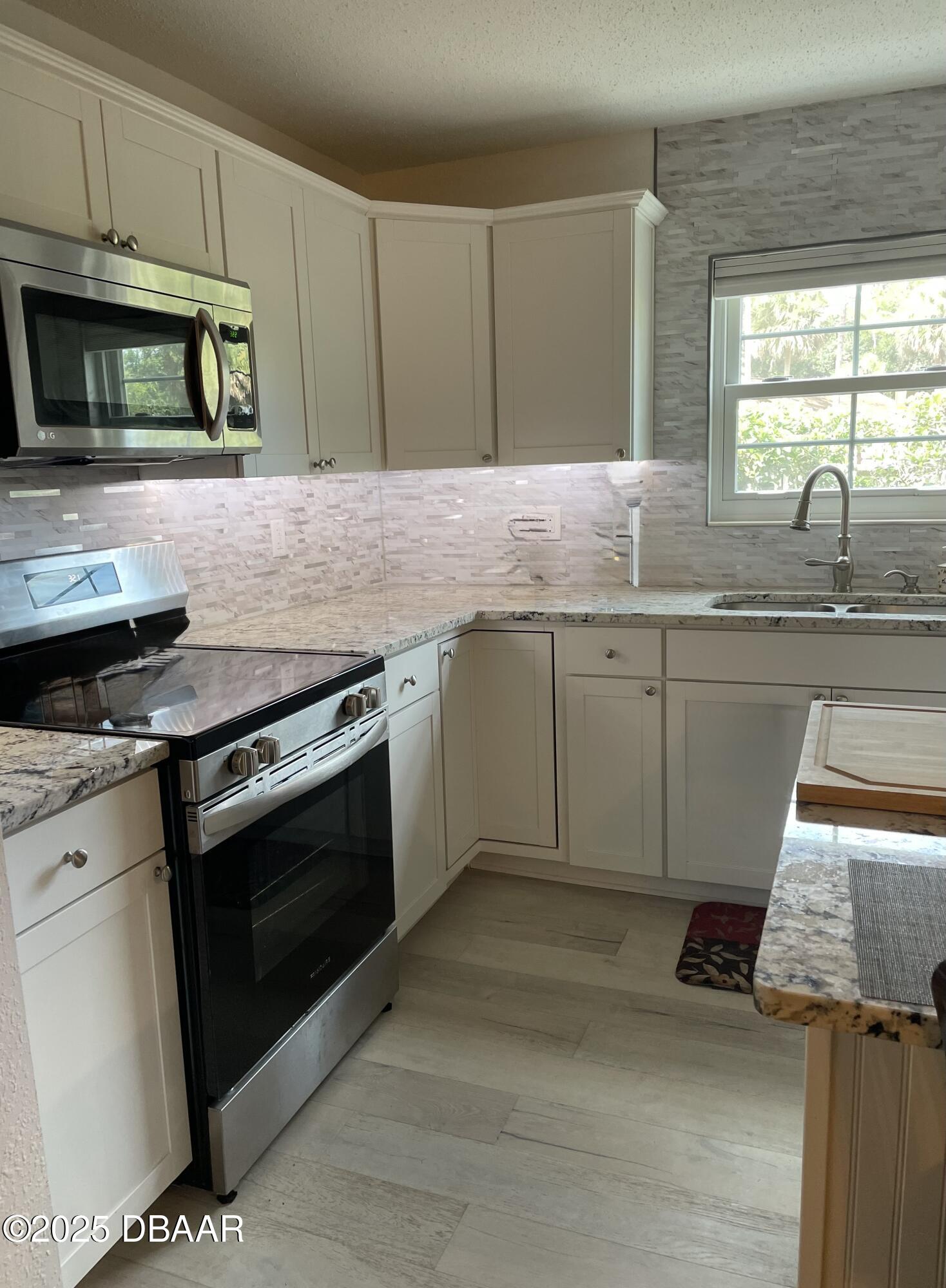 901 Stonybrook Circle