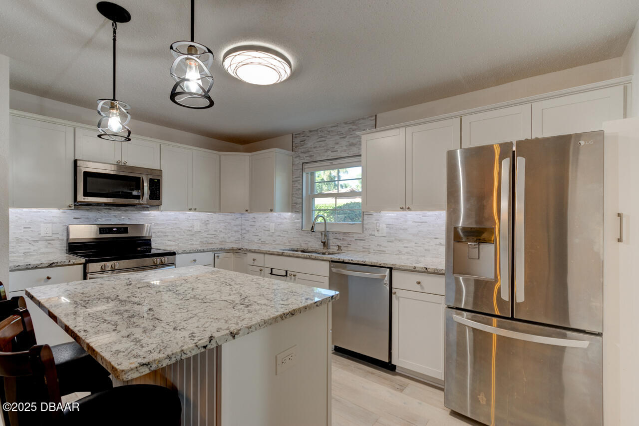 901 Stonybrook Circle