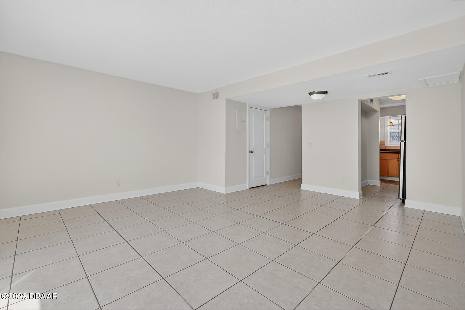 437 N Oleander Avenue