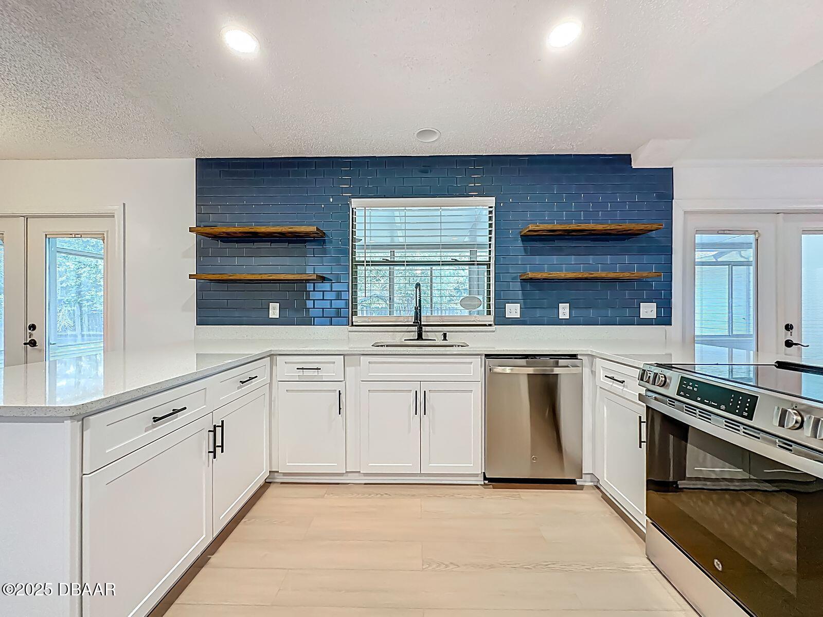 4539 Barrington Oaks Drive