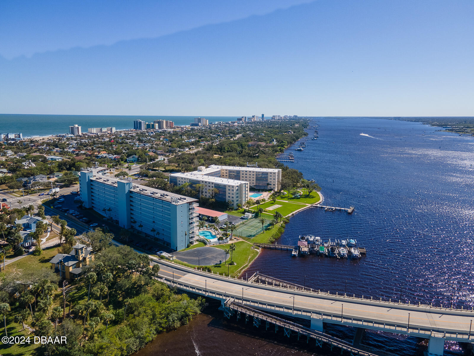 100 Silver Beach Avenue 118