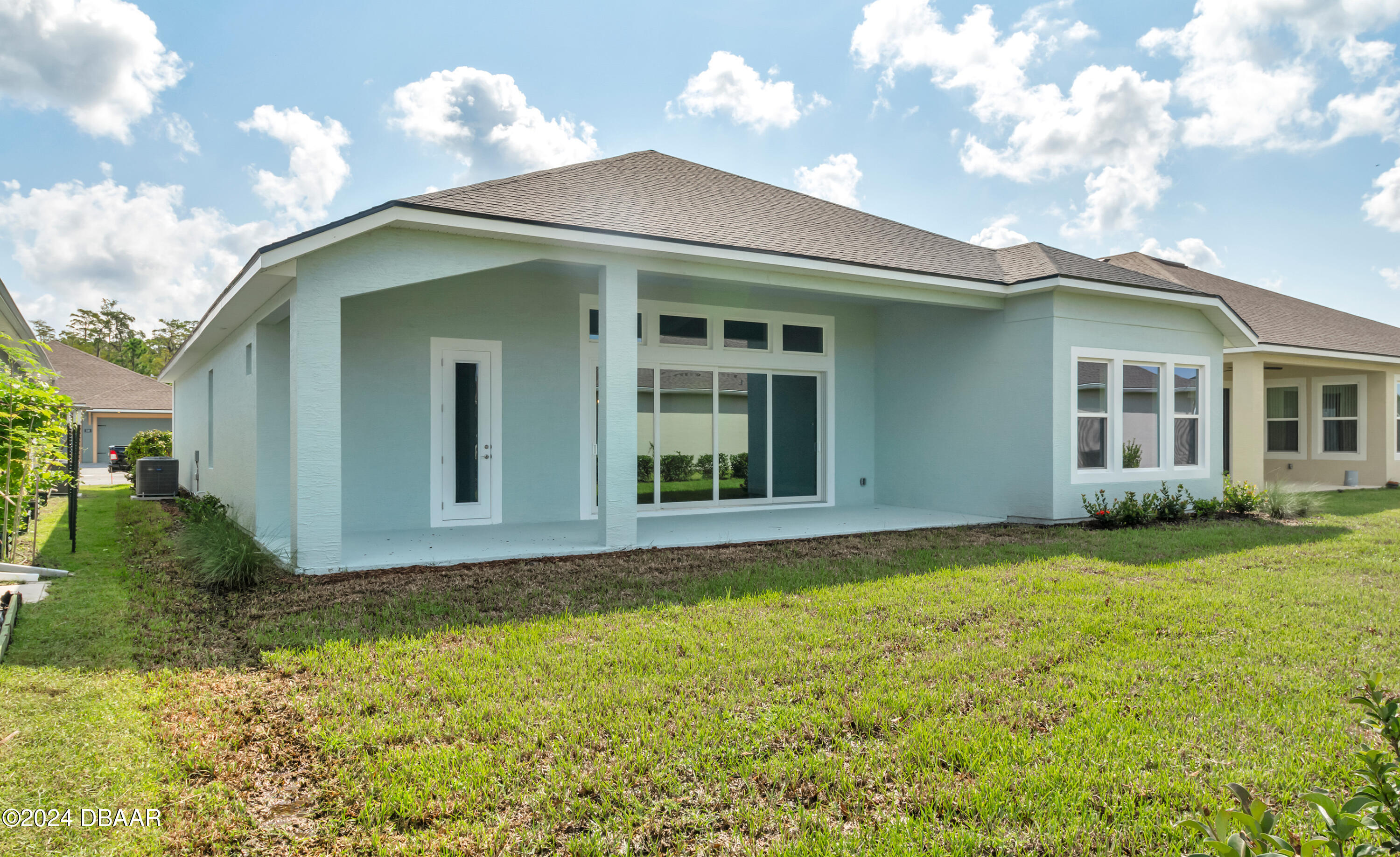 521 Mosaic Boulevard