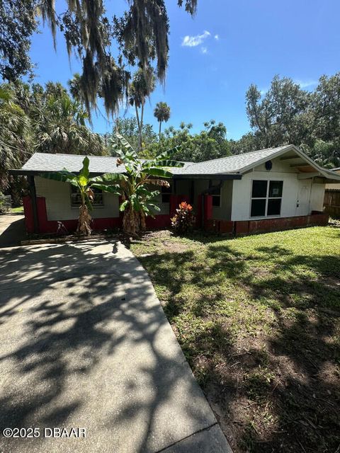 1139 Woodside Drive Daytona Beach FL 32117