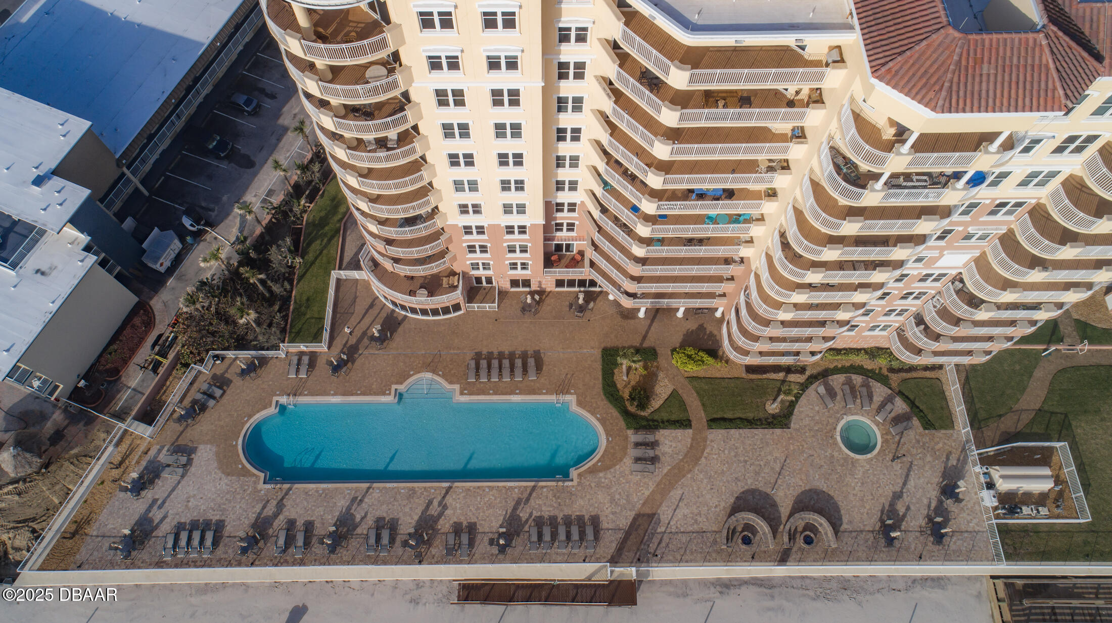 2515 S Atlantic Avenue 203
