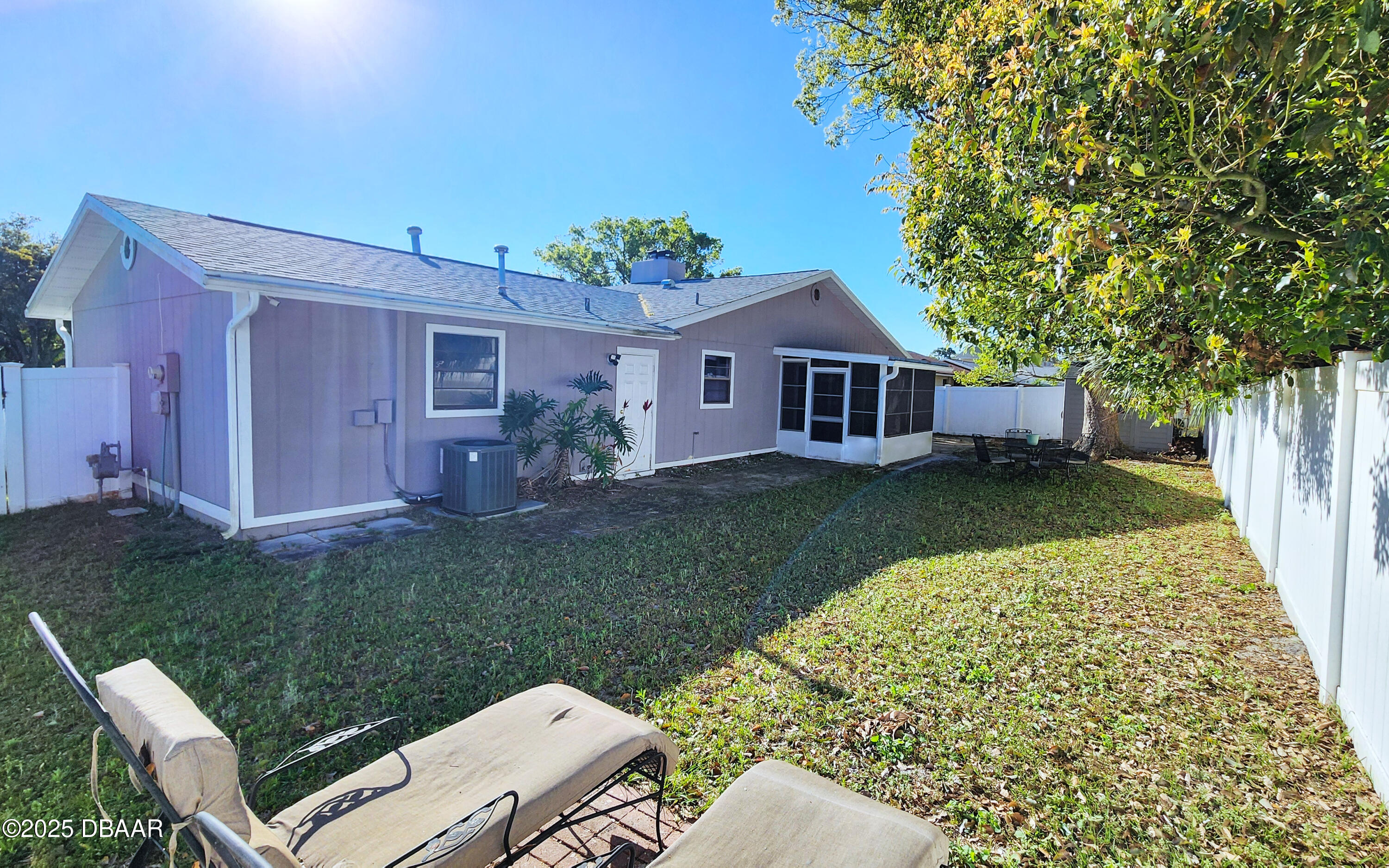 1659 E Shangri La Drive
