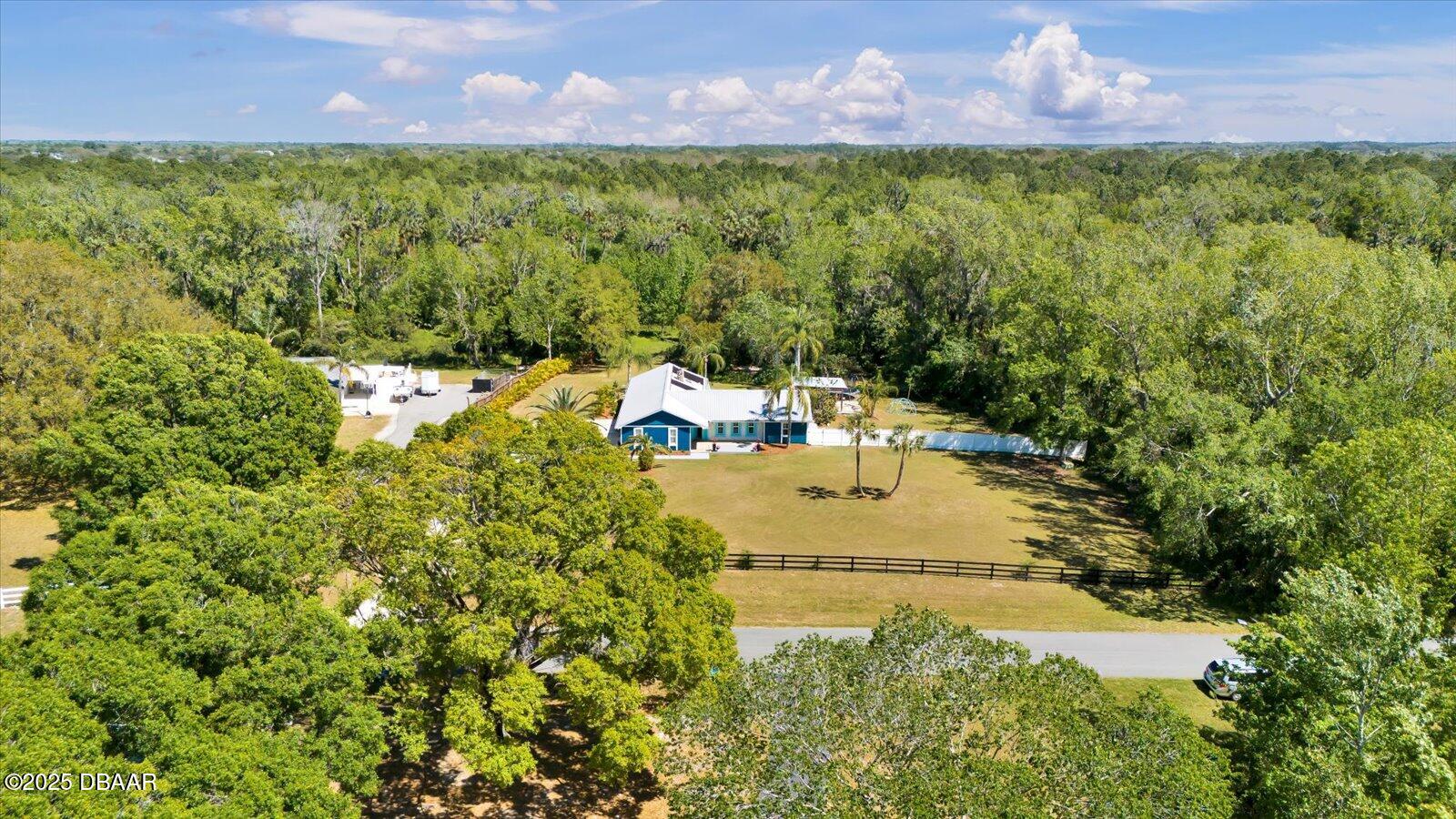 245 Country Circle Drive E