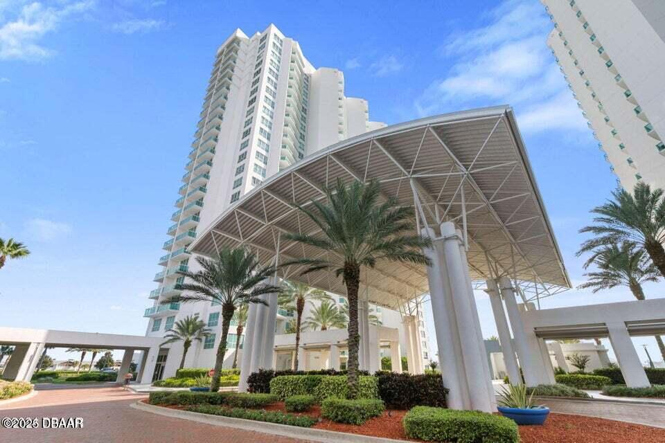 231 Riverside Drive 608