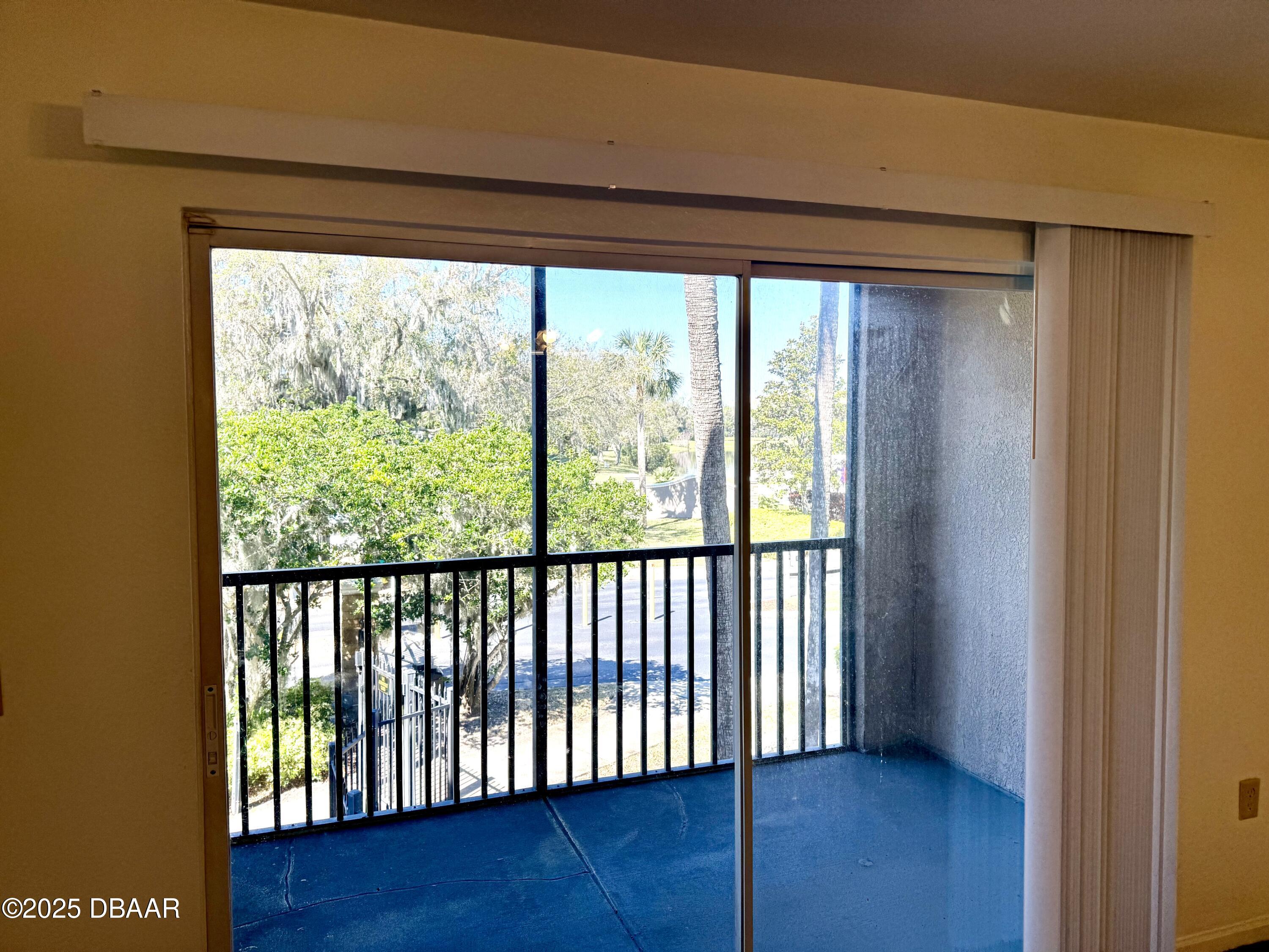 940 Village Trail 1-201