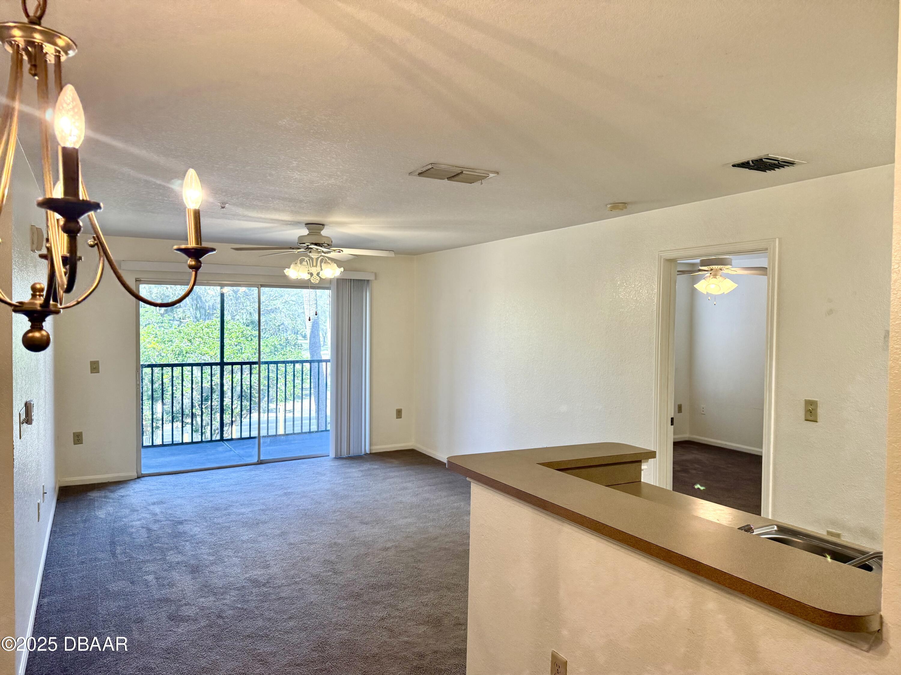 940 Village Trail 1-201