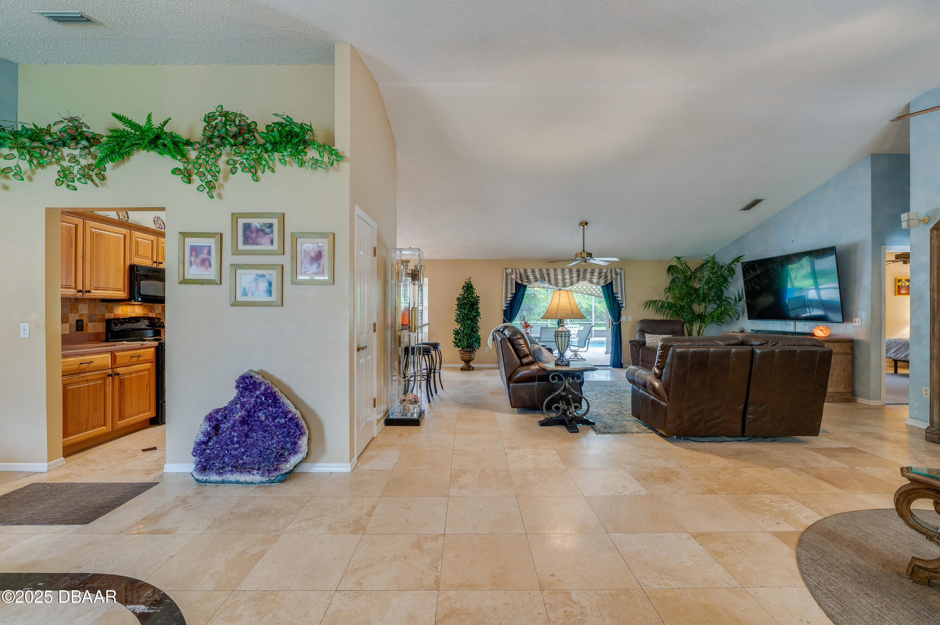 4029 N Waterbridge Circle