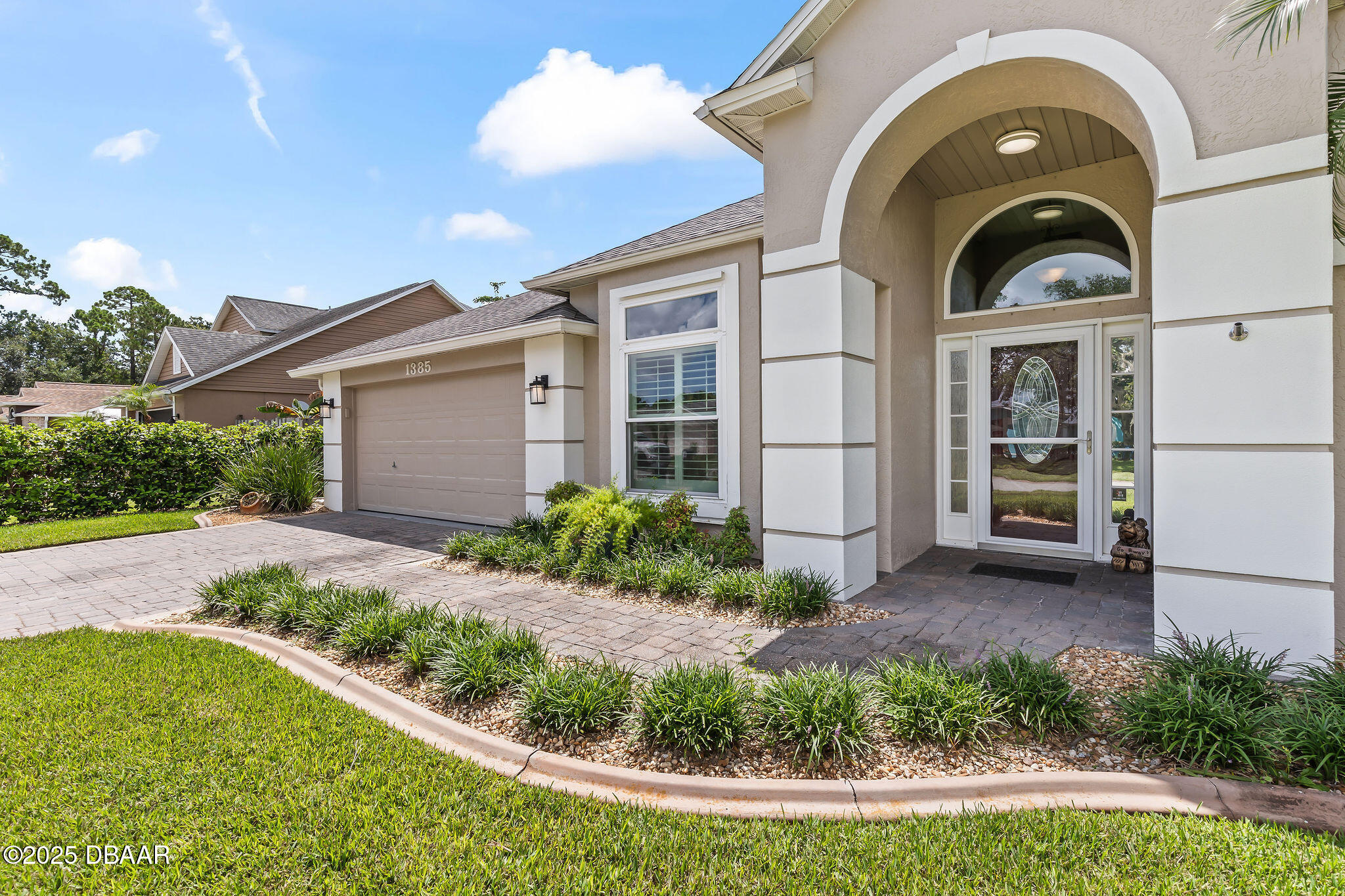 1385 Surrey Park Drive