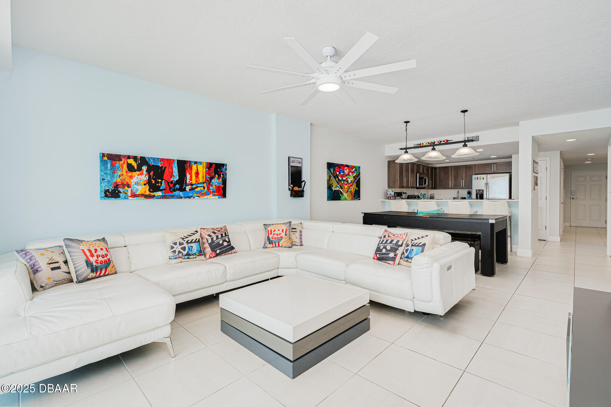 3721 S Atlantic Avenue 605