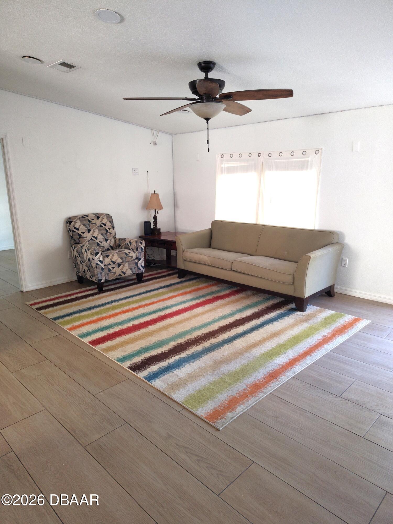 1079 Green Acres Circle N