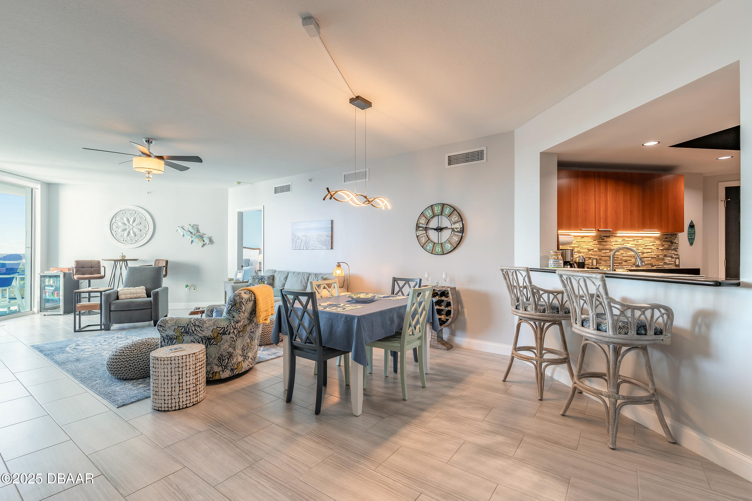 231 Riverside Drive 1207