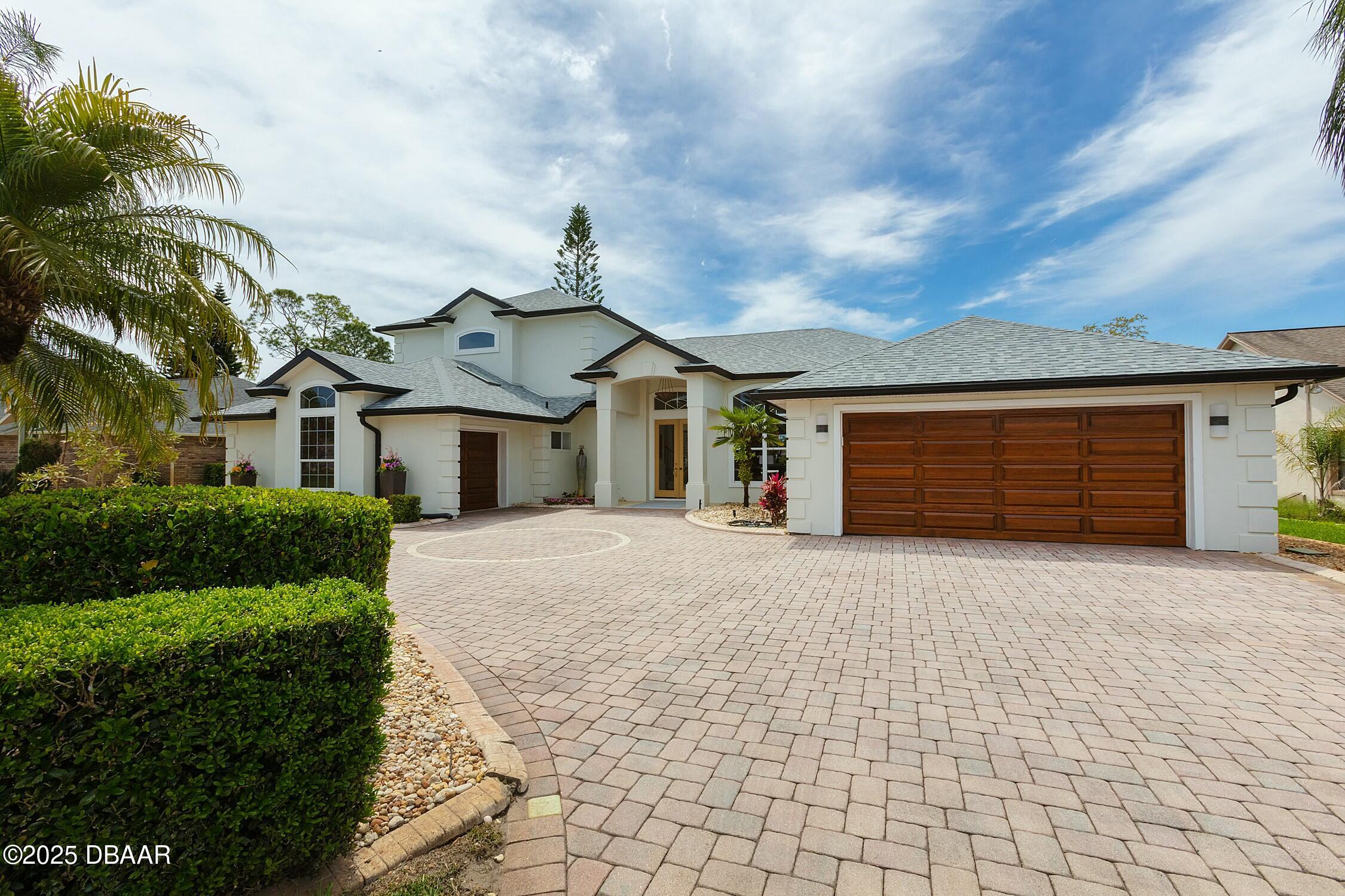 2005 Country Club Drive