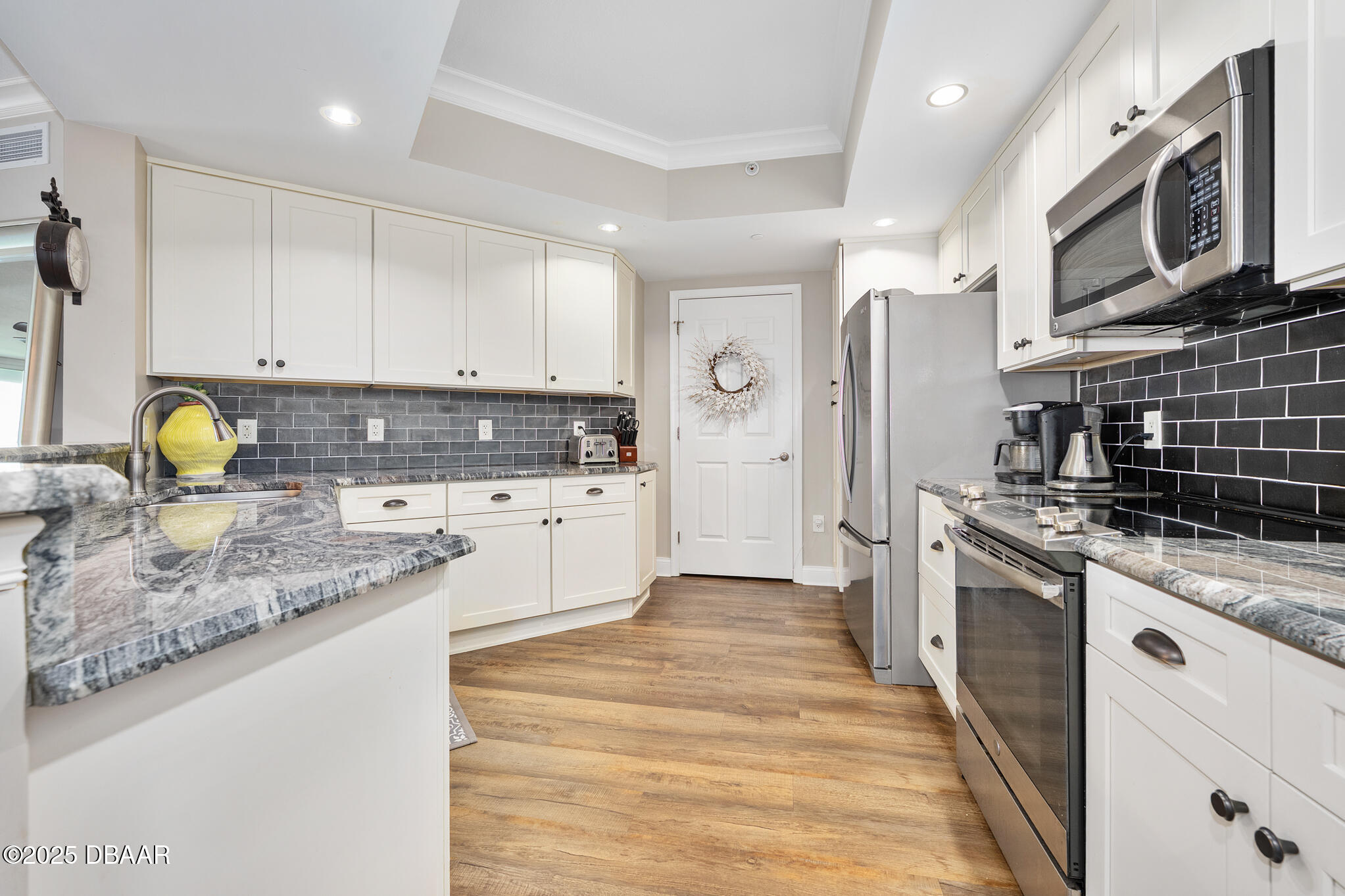 231 Riverside Drive 1507-1