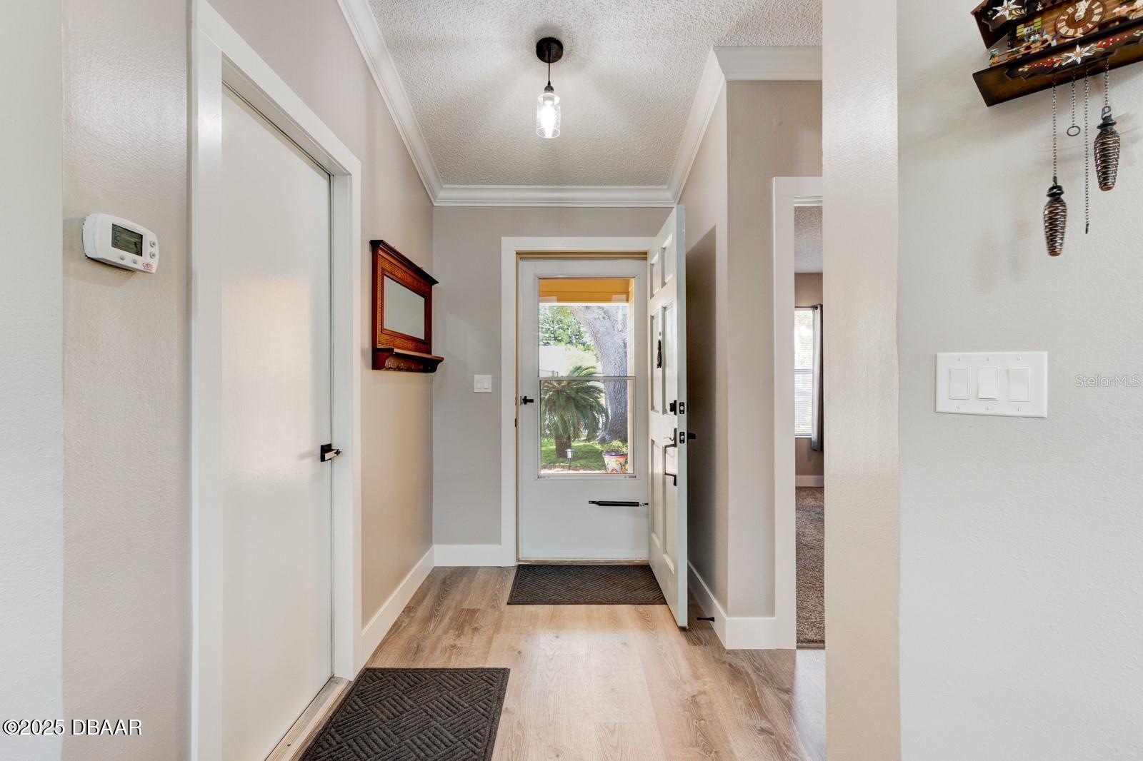 706 Sky Tree Court