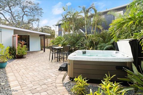 A home in New Smyrna Beach