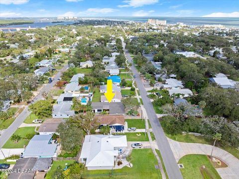 A home in New Smyrna Beach