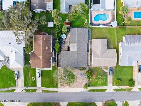 A home in New Smyrna Beach