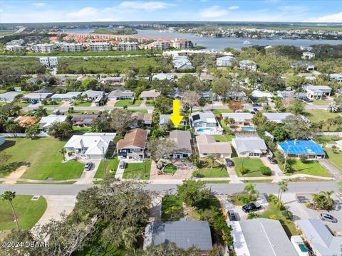 A home in New Smyrna Beach