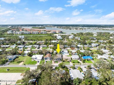 A home in New Smyrna Beach