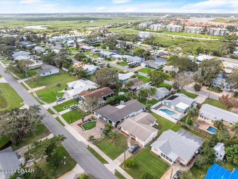 A home in New Smyrna Beach