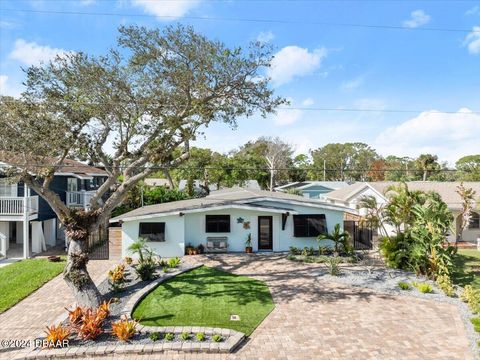 A home in New Smyrna Beach