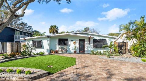 A home in New Smyrna Beach